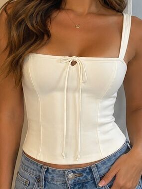 Chic Cream Women's Crop Top